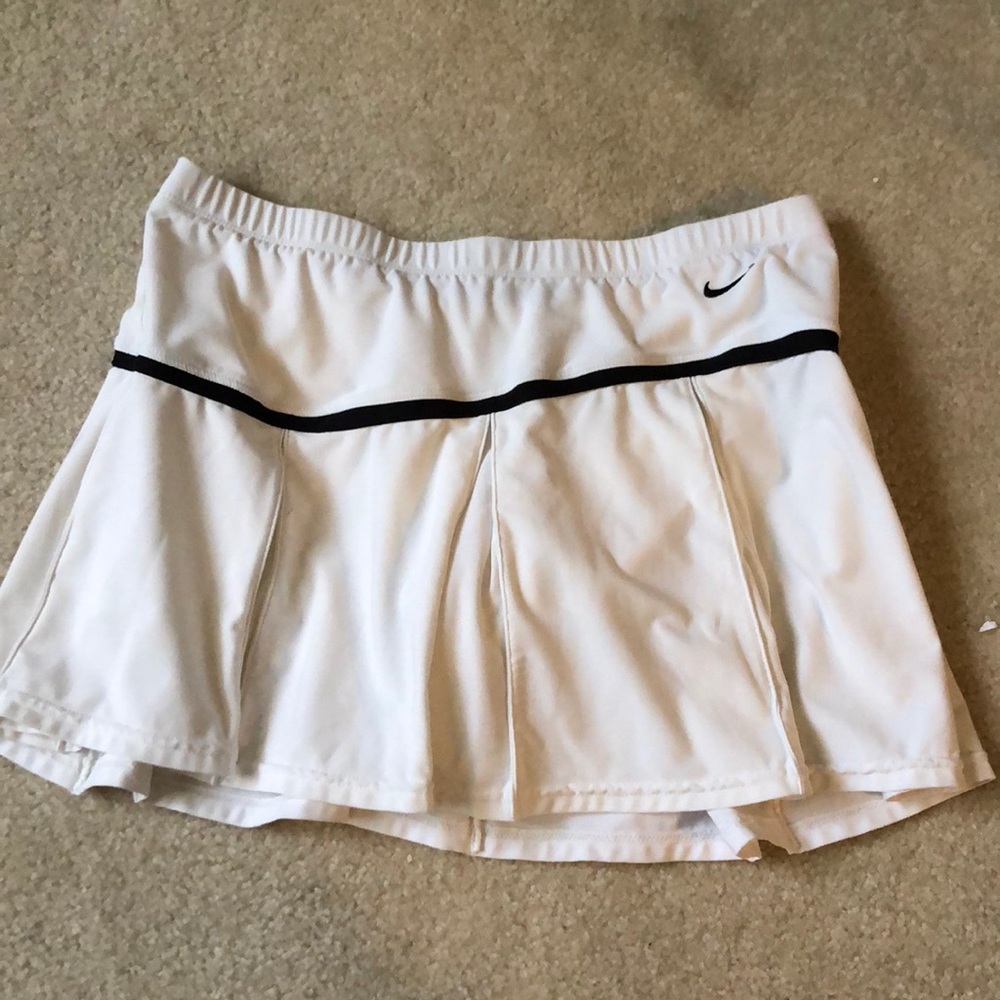 Nike tennis skirt